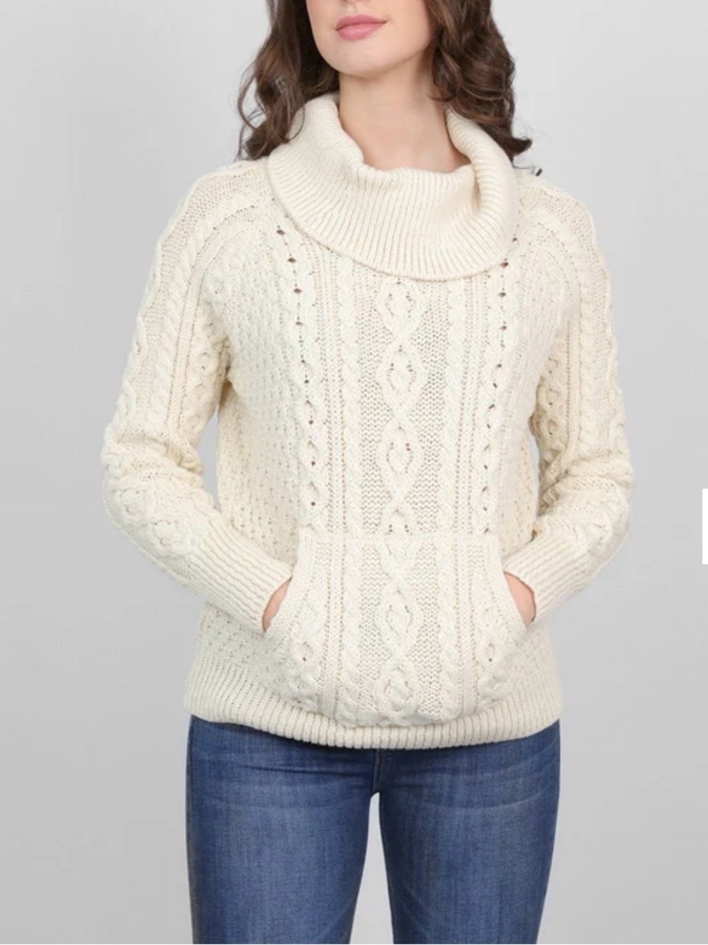 Carraig Donn Turtle Neck cowl Sweater Cream ARAN WOOLEN MILLS 100% Merino wool